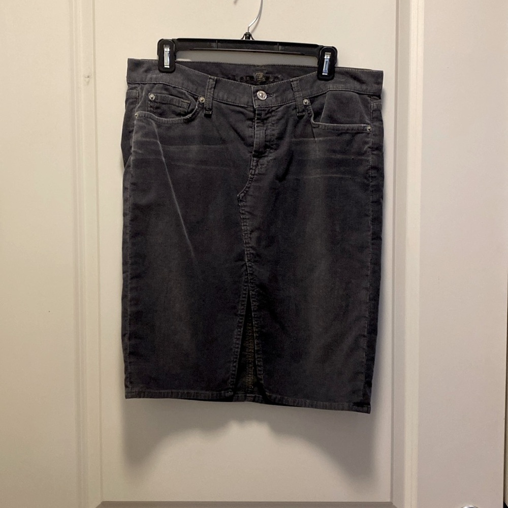 7 for all mankind skirt size 31